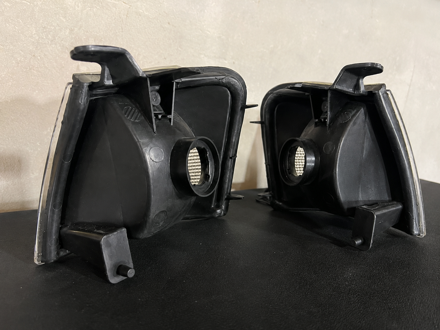 1995-1997 Toyota Tercel APC Clear Corner Lights 40.3130.CL RARE NOS