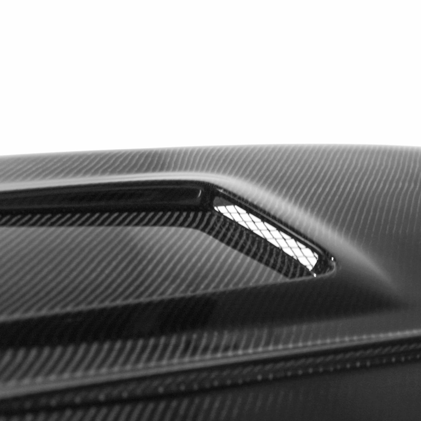 Seibon HD9798NSR33S-TT TT-Style Carbon Fiber Hood - 1997-1998 Nissan Skyline R33 GT-S / GTST | JDMCarboy